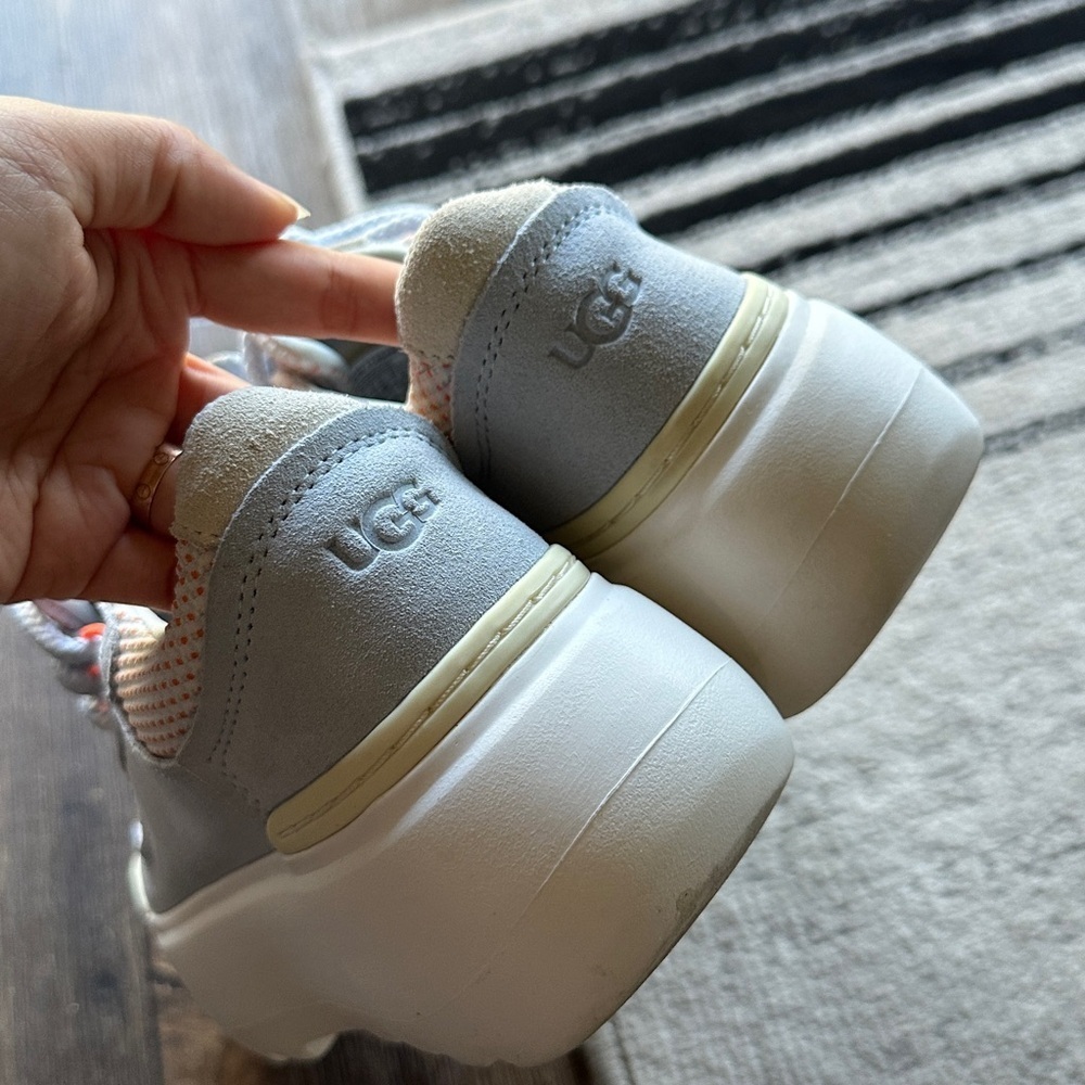 UGG Marin Mega Lace Platform Sneakers - Picture 7 of 13
